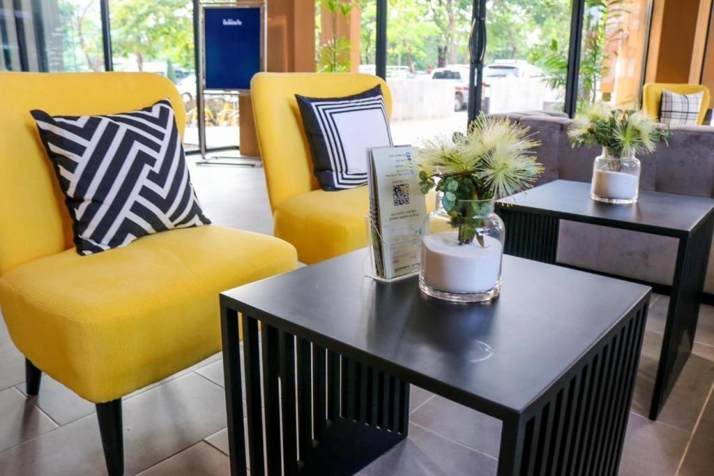 Dluxx Thammasat Hotel Pathum Thani Exterior foto