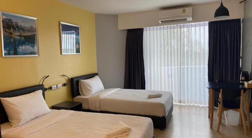 Dluxx Thammasat Hotel Pathum Thani Exterior foto